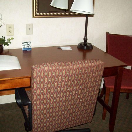 Hampton Inn Sidney Eksteriør billede